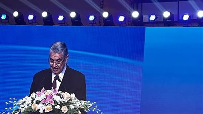 وزير الكهرباء يفتتح مركز المتابعة والتشغيل الرقمي بالعاصمة الإدارية