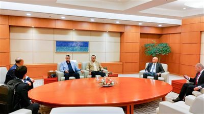 وزير الإنتاج الحربي يصل كوريا الجنوبية للمشاركة بمعرض الصناعات الدفاعية 