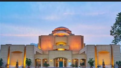 خليفة الشيمي وجماليات الخط العربي بقاعة صلاح طاهر