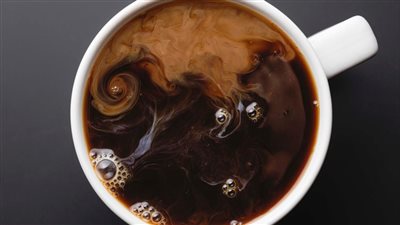 هل القهوة والشوكولاتة مفيدة للجسم.. أطباء يعلقون