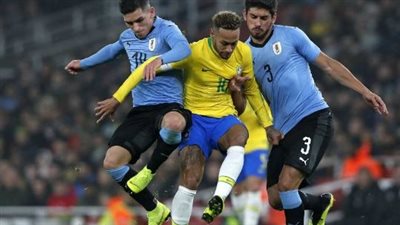 شاهد.. منتخب البرازيل يخسر أمام أوروجواي بهدفين في تصفيات المونديال
