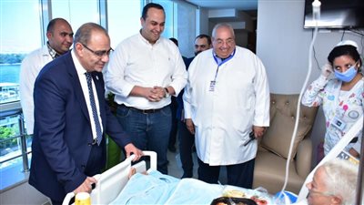  السبكي يتفقد الكرنك الدولي والأطفال التخصصي بالأقصر 