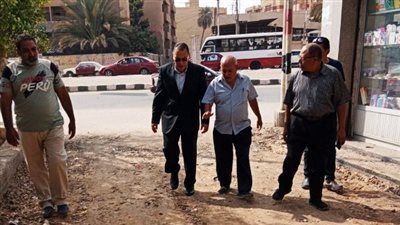 محافظ الشرقية يتفقد تركيب بلاط الإنترلوك بمنطقة لكوظ وحسن صالح| صور