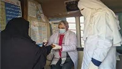 الكشف على 1786 مواطناً مجاناً خلال قافلة طبية بالقليوبية 