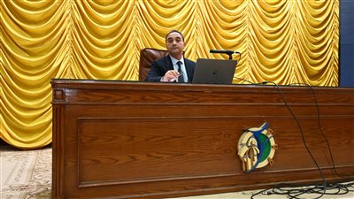 جامعة الفيوم تناقش تقرير عن مبادرة 