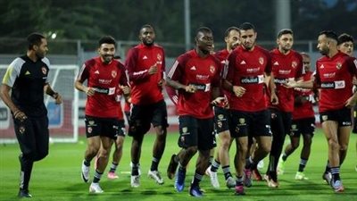 انتظام الدوليين بالأهلي قبل السفر إلى تنزانيا لمواجهة سيمبا