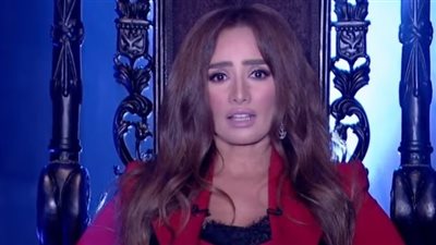 زينة حزناً علي شهداء قصف مستشفي المعمداني بغزة: يارب يرضيك كده يارب 