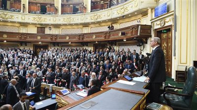 البرلمان يقف دقيقة حدادًا وقراءة الفاتحة ترحمًا على شهداء الشعب الفلسطيني