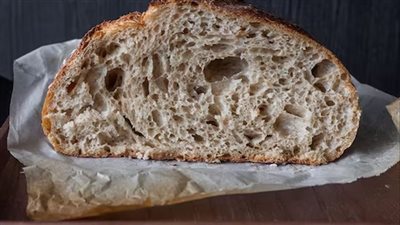 الامتناع التام عن الخبز ليس ضروريًا لفقدان الوزن