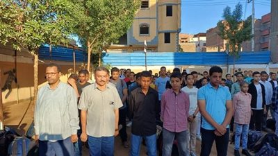 مدير تعليم أبو تشت يشهد إعلان حالة الحداد على أرواح شهداء فلسطين 