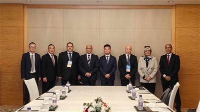 وزير الطيران المدني يلتقي الرئيس التنفيذى لشركة هواوي العالمية