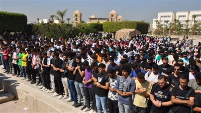 وقفة تضامنية لطلاب جامعة حلوان تضامنًا مع شعب فلسطين (صور) 