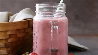 حلوى صحية لصغارك.. طريقة عمل دانيت بالفراولة