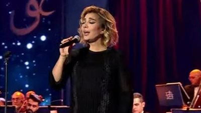 هجوم شرس على أصالة بعد إحيائها حفل مهرجان الغناء بالفصحى.. صور 