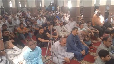 أهالى كفرالشيخ يؤدون صلاة الغائب على أرواح شهداء فلسطين