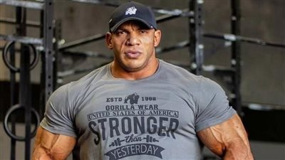 بيج رامي لأهالي غزة: لا أملك سوى الدعاء أنا ضعيف وقليل الحيلة