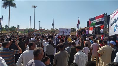 الآلاف يحتشدون بميدان أبو الحجاج في الأقصر دعمًا للقضية الفلسطينية 