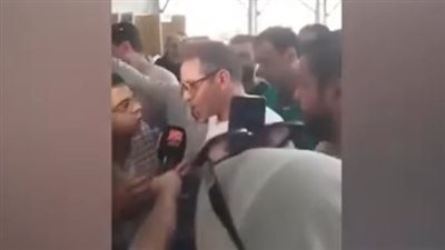 شاهد.. حازم إمام يدلي بصوته في انتخابات الزمالك