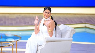 صورة عن طريق الخطأ تضع غادة عبدالرازق في مأزق مع الجمهور