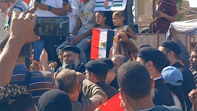 راعي كنيسة بالأقصر: تجمعنا على قلب رجل واحد نصلي بالمساجد والكنائس لنصرة شعب فلسطين 