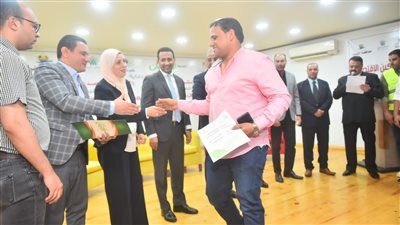 التضامن: برنامج فرصة يوفر 9.5 مليون جنيه لـ 386 مشروعًا في الفيوم