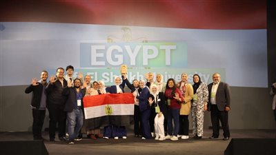 فريق إيناكتس جامعة كفر الشيخ يفوز بكأس أحسن مشروع على مستوى العالم 