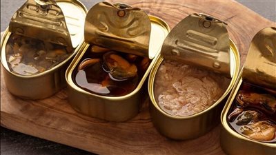 4 أنواع من الأطعمة المعلبة ينصح خبراء التغذية بتخزينها