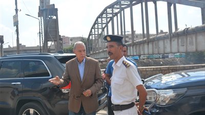 محافظ القليوبية يقود حملة لإزالة الإشغالات والتعديات في بنها