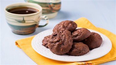 لتنشيط الذاكرة.. طريقة عمل بسكويت بالشوكولاتة واللوز