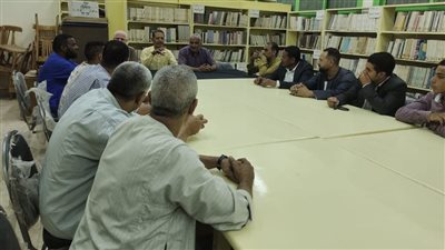 مكتبة المنفلوطي العامة تناقش كتاب 