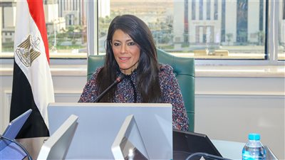 التعاون الدولي: تنفيذ مشروعات طاقة متجددة باستثمارات 10 مليارات دولار خلال 5 سنوات