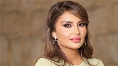 شذى حسون بكامل أناقتها بالأسود المجسم