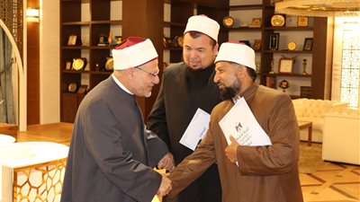 مفتي الجمهورية يشهد تخرج دفعة لمتدربين جدد من مختلف دول العالم