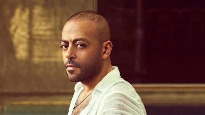 موسم الرياض 2023| تامر عاشور يُغني لجمهوره إلكترونيًا