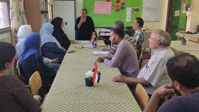 وزارة العمل تنظم ندوة للتوعية بالسلامة والصحة المهنية بمدارس أسيوط