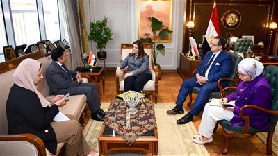 وزيرة الهجرة تبحث سبل التعاون مع السفير المصري الجديد في نيوزيلندا