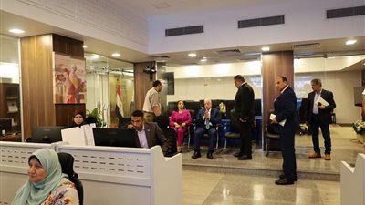 محافظ جنوب سيناء يتفقد الشبكة الوطنية للطوارئ