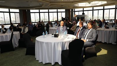 محافظ القاهرة يشارك في الجلسة الافتتاحية لمنتدى المفكرين الحضريين