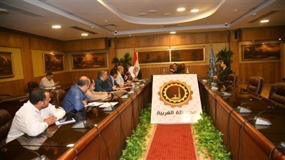 محافظ الغربية يوجه بإزالة التعديات ومخالفات البناء