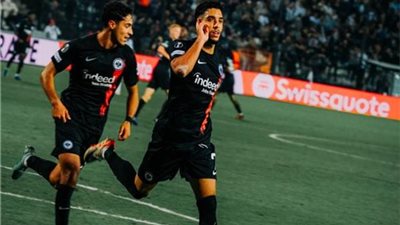 رفاق مرموش في مهمة صعبة.. موعد مباراة آينتراخت فرانكفورت وباير ليفركوزن