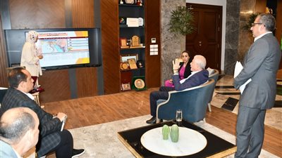 محافظ جنوب سيناء يتابع إجراءات الربط بمنصة مصر المكانية