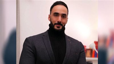 معتز القيعي يحذر من مخاطر نقص فيتامين D.. ويحدد لـ