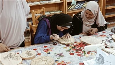 الشباب والرياضة تواصل تنفيذ ورش للحرف اليدوية تحت شعار 
