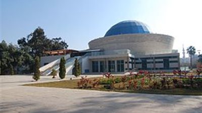 خسوف القمر الجزئي فى متحف الطفل غدا