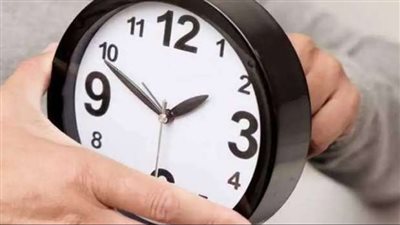 بعد تطبيق التوقيت الشتوي.. اعرف مواقيت الصلاة