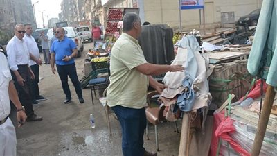 محافظ القليوبية يقوم بجولة ميدانية بمدينة شبرا الخيمة لمتابعة النظافة والإشغالات بالشوارع