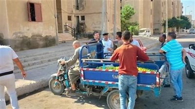 حملات مكثفة بمدينة العبور لإزالة الإشغالات كافة بالشوارع والميادين 