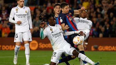 برشلونة ضد ريال مدريد بالدورى الاسبانى.. نتائج كلاسيكو الأرض فى الموسم الماضي