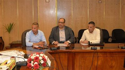 فتح منافذ ومعارض للسلع بأسعار مخفضة بكل مدن وأحياء أسيوط