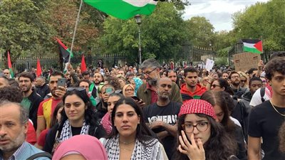 مظاهرة ضخمة في روما من أجل فلسطين بعد الغزو البري للاحتلال